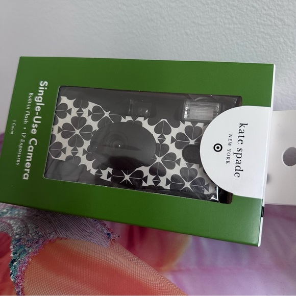 Kate Spade X Target Floral Disposable Camera - Picture 4 of 5